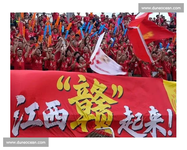 国脚担当时代重任在赛场内外书写中国足球新篇章奋进与荣耀之路